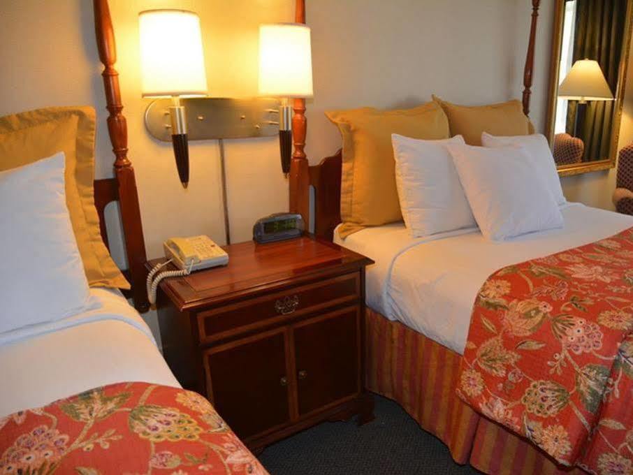 Chapel Hill University Inn 外观 照片